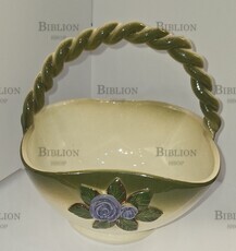 Ваза-конфетница с объемным декором ( Будянский фаянсовый завод ,Украина ,1970е,фаянс ) - Biblion.shop 