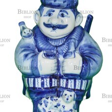 Штоф "Охотник на привале" (Гжель,фарфор,2002 г) - Biblion.shop 