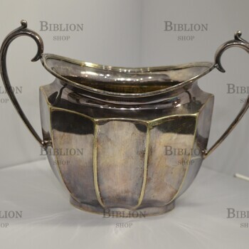 Вазочка с фигурными ручками Sheffield (Англия,посеребрение) - Biblion.shop 