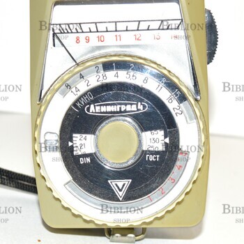 Фотоэкспонометр Ленинград 4 (1970-е г,чехол) - Biblion.shop 